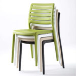 Silla Khao sin descanza brazos para uso exterior e interperie en cafeterias, restuarantes, jardines, hoteles